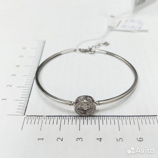 Золотой браслет с камнем