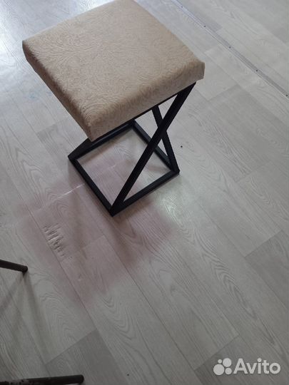 Табурет в стиле лофт