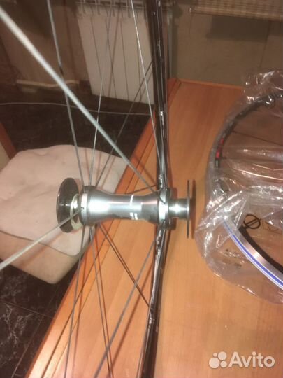 Велосипедные колеса shimano WH-RS80A. Новые