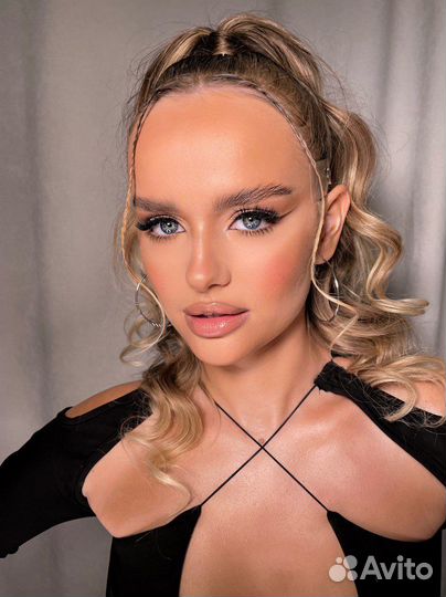 Визажист / макияж прически / свадебный стилист