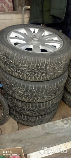 Nokian Tyres Hakkapeliitta 7 215/55 R17 98T