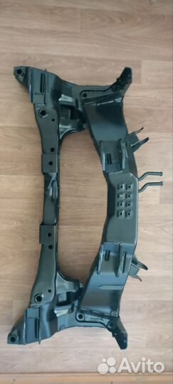 Подрамник Mitsubishi Outlander 1 MR961172