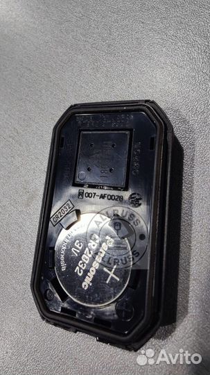 Смарт ключ Suzuki X-Bee Jimny 2017+ правруль