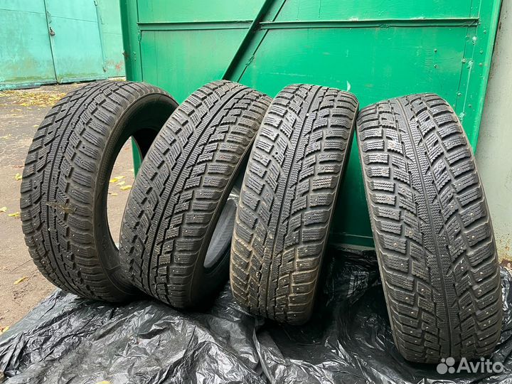 Kumho I'Zen RV Stud KC16 225/65 R17 106T