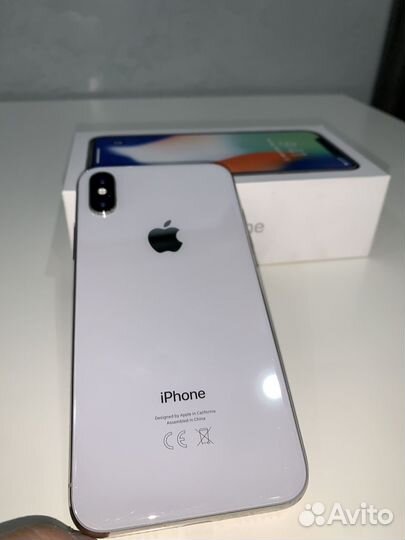 iPhone X, 64 ГБ