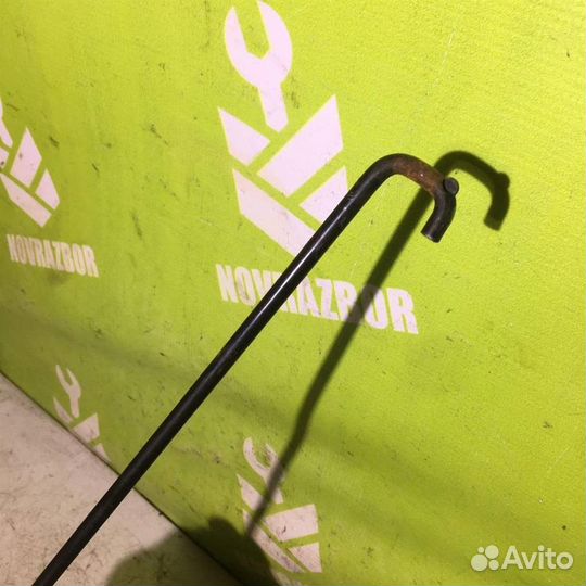 Держатель капота Форд Фокус 1