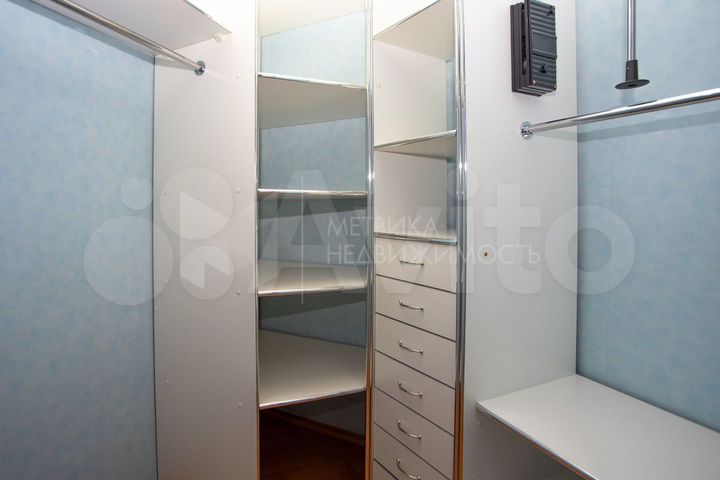 3-к. квартира, 103,2 м², 10/10 эт.