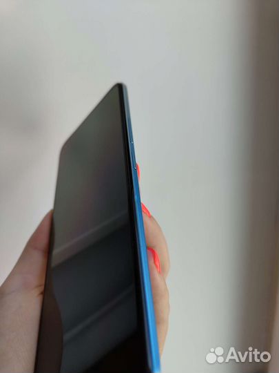 Смартфон Realme 8 pro 6/128