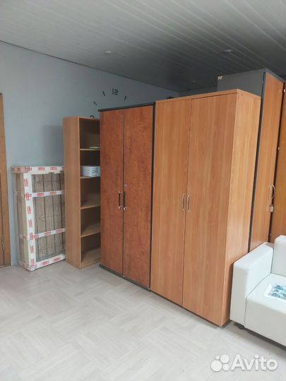 Офисная мебель бу