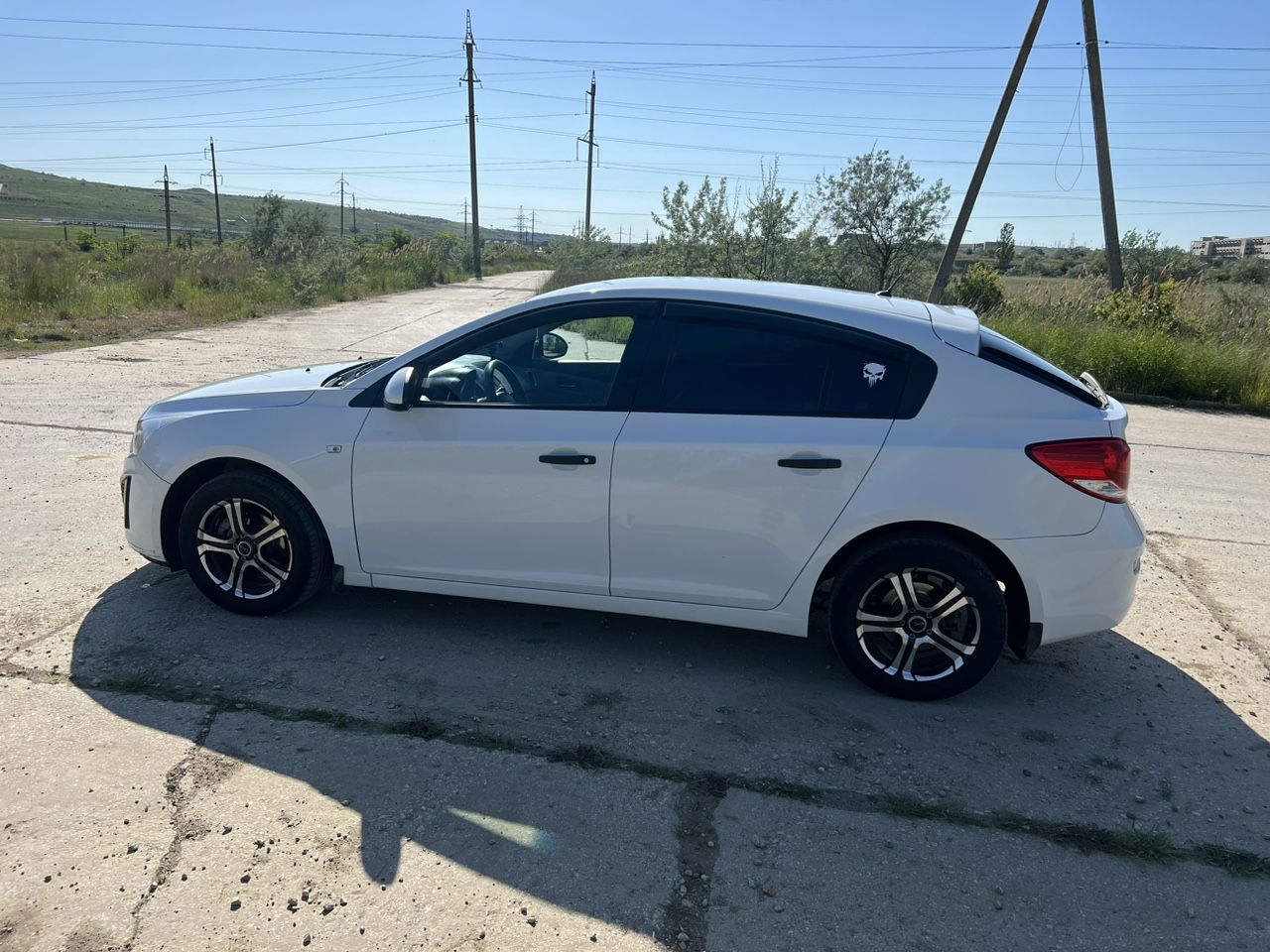 Chevrolet Cruze: фото владельца