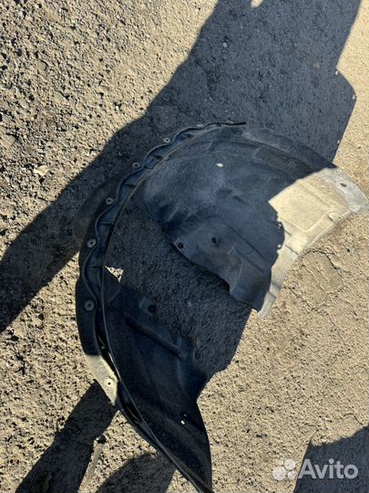 Локер передний правый volvo s60