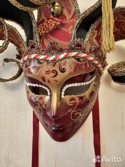 Венецианская маска