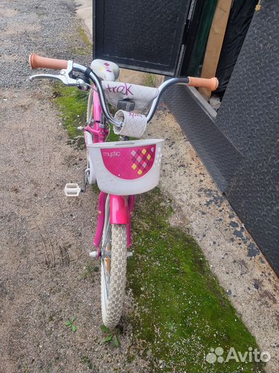 Алюминиевый велосипед Трек для девочки 5-9 лет