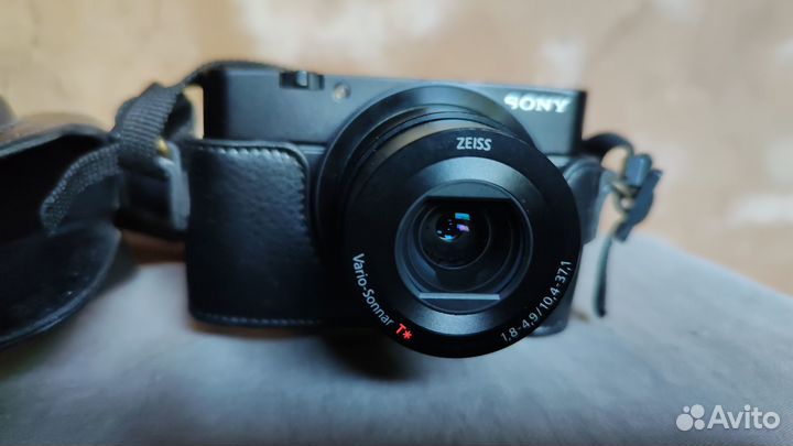 Sony Cyber-shot DSC-RX100+чехол+SD 64 Gb+батарейка