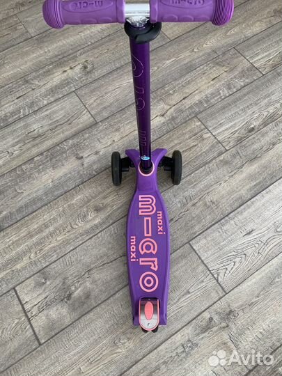 Самокат Micro Maxi Deluxe Led