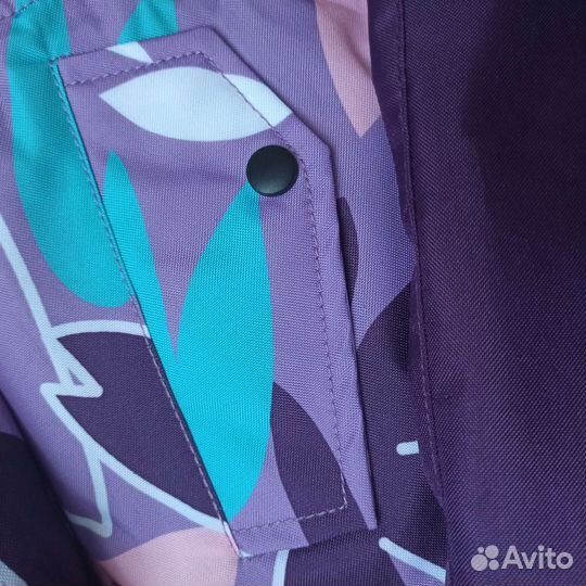 Демисезонный костюм новый