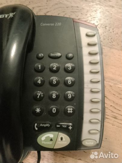 Старый стационарный телефон