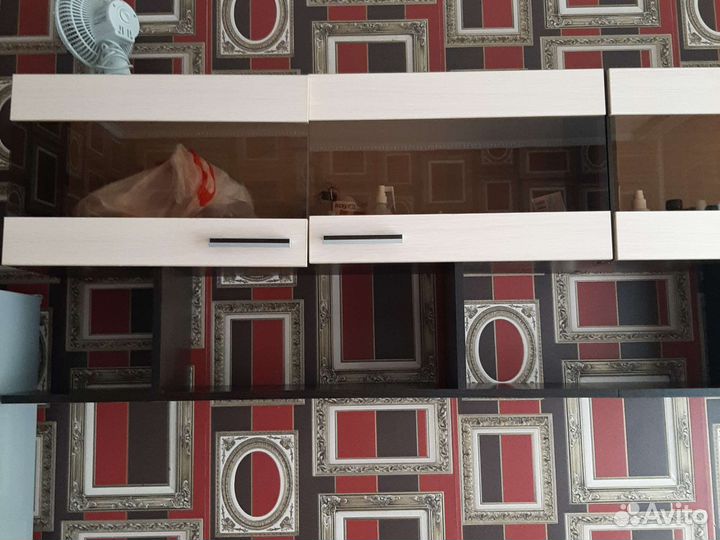 Навесные шкафы