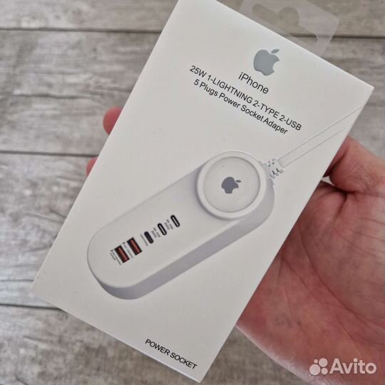 Зарядник на iPhone