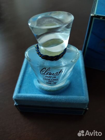 Оригинальные флаконы от французских духов