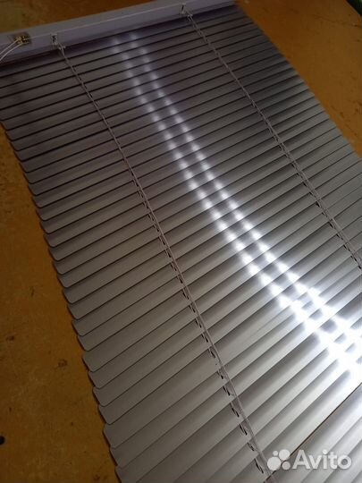Жалюзи горизонтальные алюминиевые