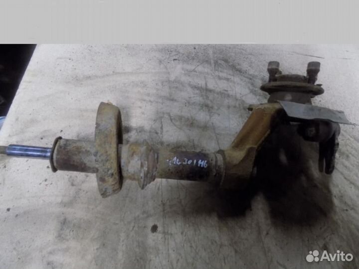 Кулак поворотный передний правый Nexia 1995-2016