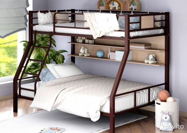 Кровать двухъярусная