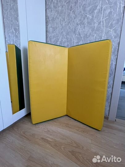 Мат гимнастический складной б/у