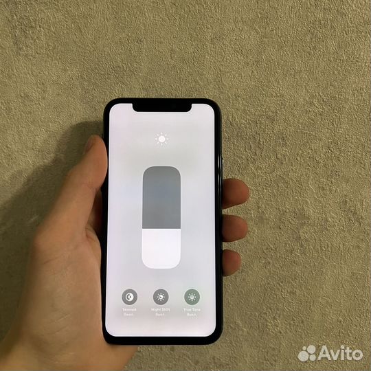 iPhone 11 Pro, 64 ГБ