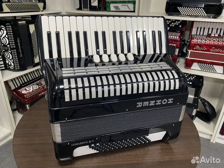 Аккордеон Hohner Concerto III T