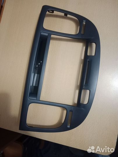 Рамка магнитолы Kia rio JB