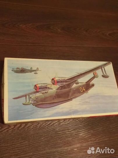 Модель самолета Be-6