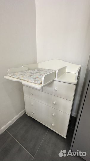 Комод с пеленальным столиком и с матрасиком