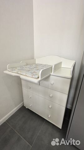 Комод с пеленальным столиком и с матрасиком