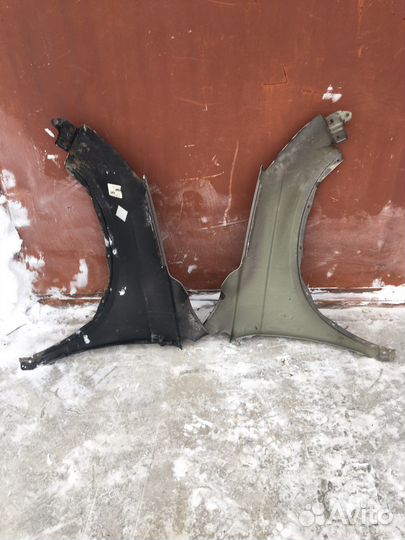 Переднее крыло Honda CR-V 3