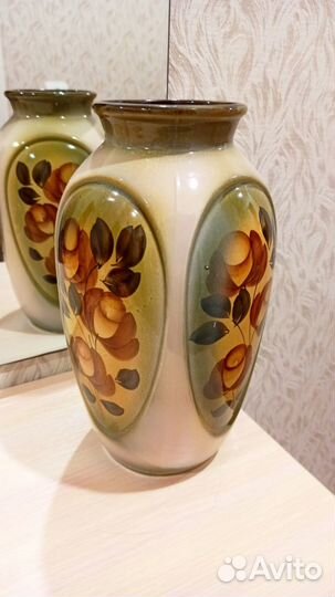 Керамическая ваза высота 30,5 см