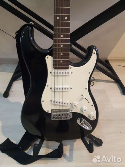 Электрогитара Invision