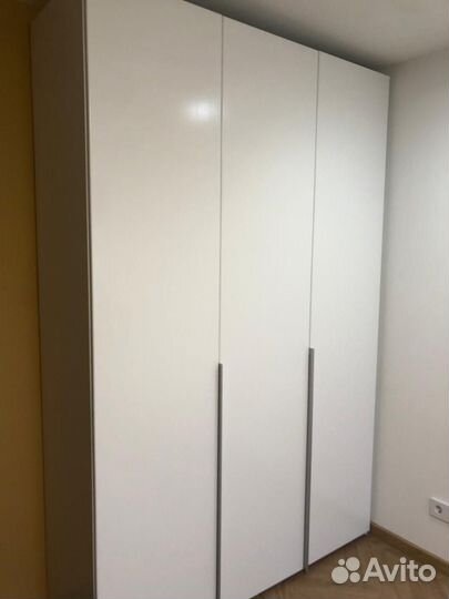 Рабочая зона + шкаф