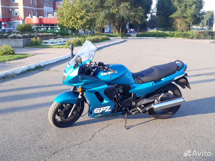 Kawasaki GPZ1100