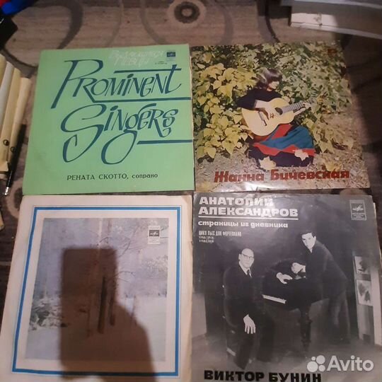 Пластинки великих исполнителей.Очень много
