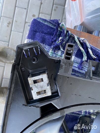 Вентилятор диффузор охлаждения и резистор renault