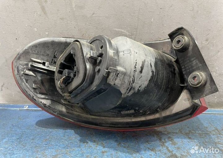 Фонарь правый Volkswagen Tiguan NF