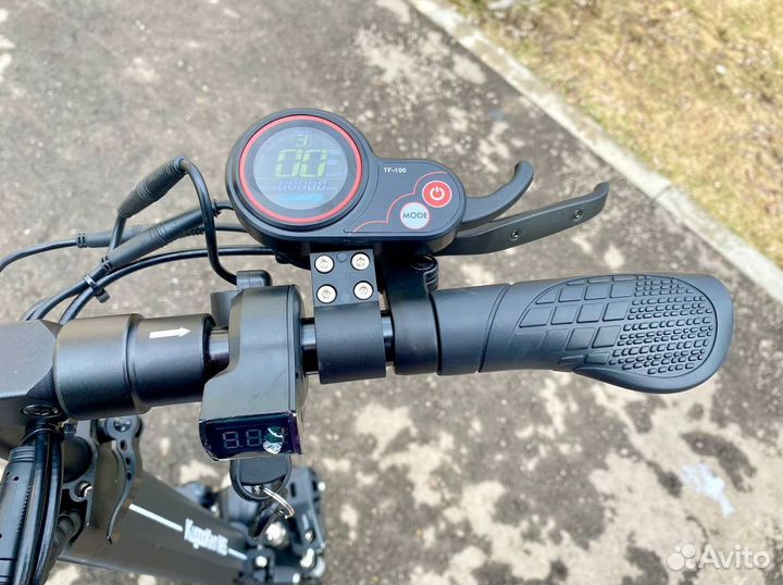 Электросамокат Kugoo M5 2023 года