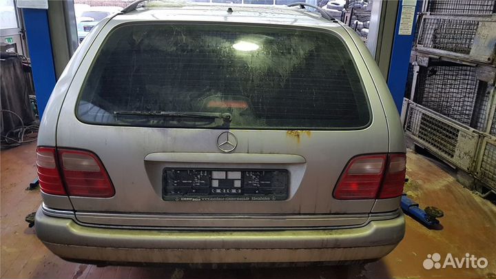 Разбор на запчасти Mercedes E W210 1995-2002