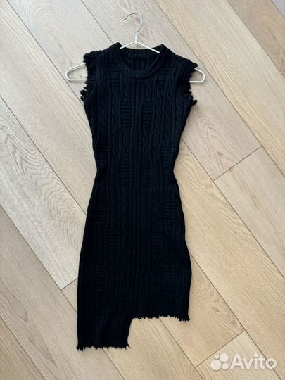 Платье женское вязаное 42-44