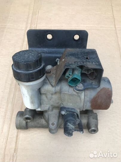 Цилиндр сцепления, главный Isuzu Elf NKR66E 4HF1