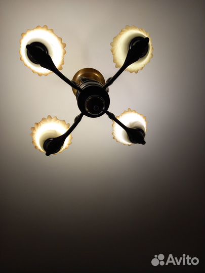 Люстра потолочная б\у