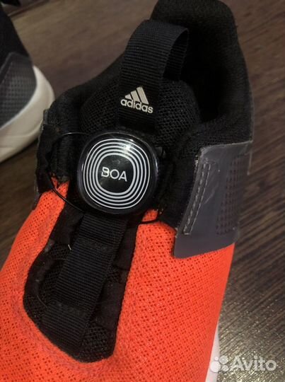 Кроссовки adidas