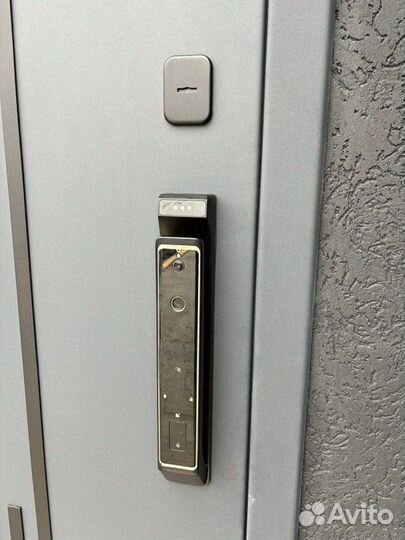 Дверь входная италия