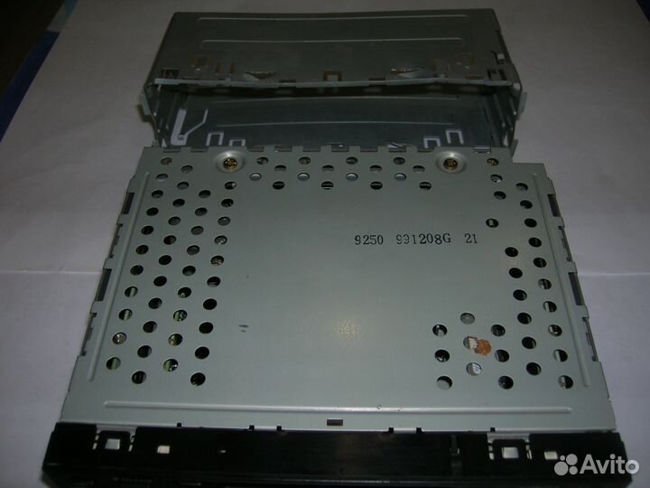 Штатный магнитофон тойота-ленд-круизер 100